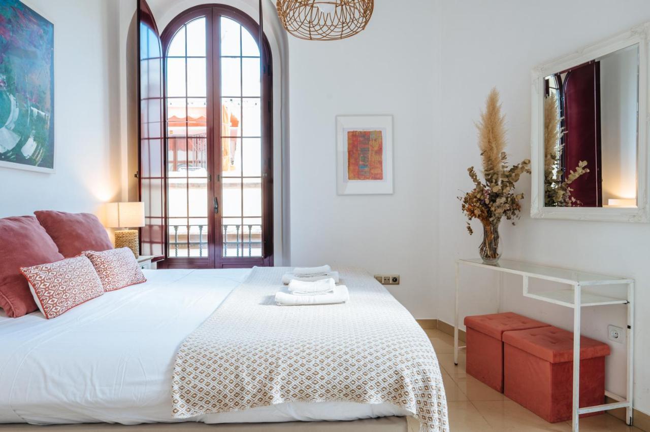 Homeyseville-Amazing Penthouse Giralda Views 8 Pax, Parking Optional Exterior photo